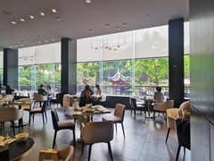 靠窗位-上海虹桥宾馆·SLIDER(郁锦香店)
