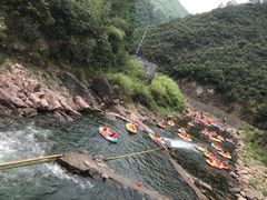 -安吉龙王山峡谷漂流