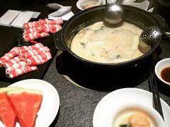 -煲宫猪肚鸡(昆山金鹰国际购物中心店)