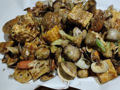 -东来菜馆•手抓海鲜家常菜•海鲜锅贴(鸽子窝店)