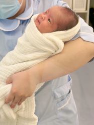 -盈月阁母婴护理中心·月子中心·月嫂育儿嫂