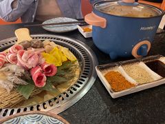 -炙忧烤肉屋(中国铁建广场店)