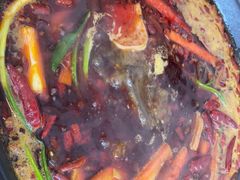 -黄潇洒老火锅(九眼桥宏济巷店)