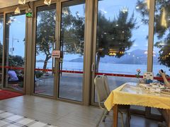 -鹏城人家海鲜酒家·23年老字号(较场尾店)