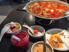 -麻六记(凤凰汇店)
