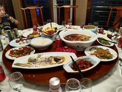 -新龙船黄浦江餐饮游船官方自营店