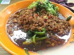 -同济大学本部学苑饮食广场