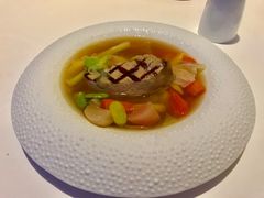 鸭肝时蔬汤-AZUR聚(香格里拉饭店)