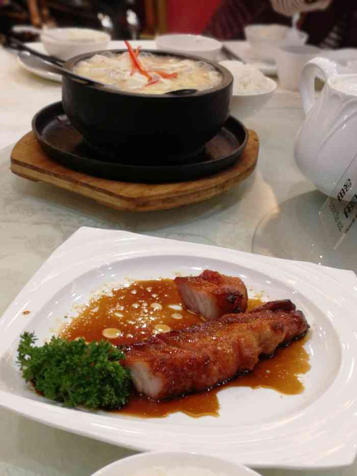 明粤酒家-"这里离公园好近,环境优雅舒适,出品味道也.