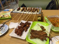 -烤满分·东北烧烤(首经贸店)