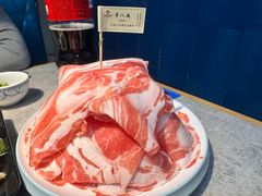 -洞庭洲·防空洞火锅·铜锅涮肉·烧烤(新百广场店)