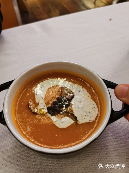 Ponte 意大利餐厅松露南瓜汤图片