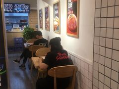 -十三朝牛馍王擀面皮(骡马市店)