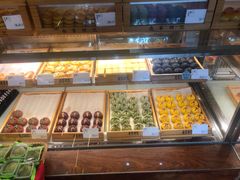 面包甜点陈列柜-南宋胡记(杭州体育场路店)