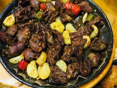 鸡心-老东镇啤酒屋海鲜加工·蒸汽海鲜·海鲜烧烤(台东店)