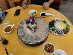 -官塘陈记鱼生·潮汕砂锅粥·牛肉火锅(潮枫路总店)