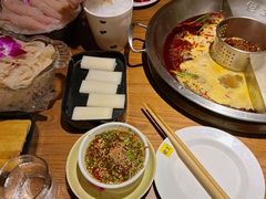 -佬土鹅肠火锅(中建大观店)