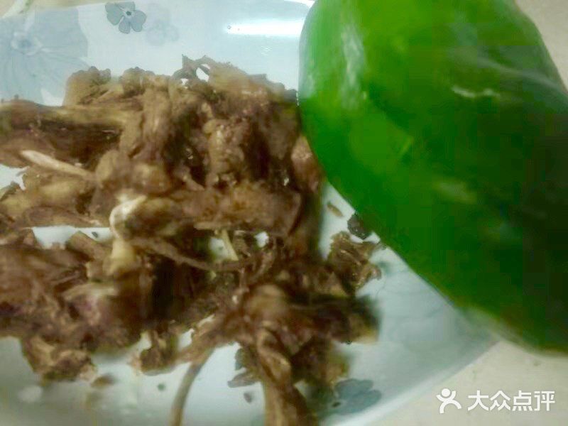 美味年夜菜之青椒小炒西兰花