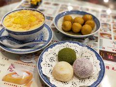 杨枝甘露-广信牛奶甜品世家(台东店)