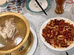 -汗腾格里·风味餐厅(新疆驻京办店)