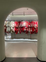 -城市花园婚纱摄影