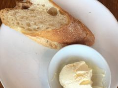 -ROAST coffee & eatery