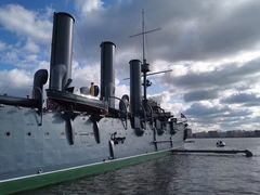 -阿芙乐尔号巡洋舰