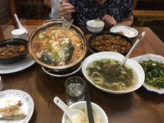 -临街徽菜馆·正宗黄山味