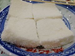 -赵记传承特色牛奶甜品(泉城广场店)