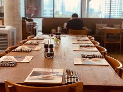 -ROAST coffee & eatery