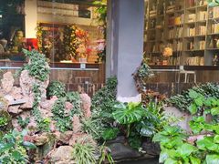 -谷咖啡·鲜花绿植花园餐厅