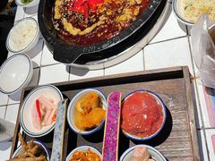 -卤校长老火锅(杨家坪直营店)