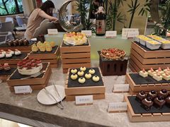 -鲤鱼洲酒店港鲤咖啡厅