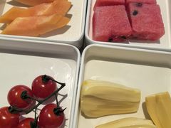 -涨巢·潮玩水疗局