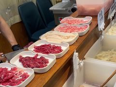 -天成·潮州牛肉脆肉鱼生蚝自助火锅