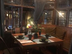 卡座-胡桃里乐队酒馆(鎏嘉码头店)