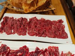 -犇牛记·鲜牛肉火锅