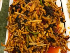 特色鱼香肉丝-桃子餐厅·天津菜(红星路直营店)