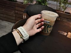 -星巴克(七宝领展广场1F店)