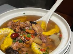 -江城小馆陕南妈妈菜·全球旅行餐厅(钟楼店)