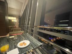 -上海漕河泾万丽酒店