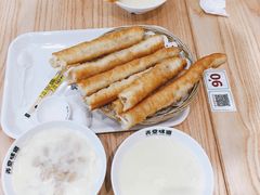 -弄堂咪道-饭香·面香·馄饨香(汇锦广场店)