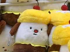 -反斗乐园π·电玩·高空拓展·蹦床(龙华天虹店)