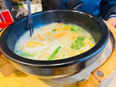 -勺子米线·云南传统小吃市集(四方街店)