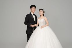 -秦皇岛我和你婚纱摄影工作室