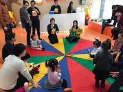 -小门牙好性格托育(北外滩中心)