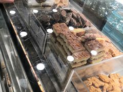 -上海哈尔滨食品厂(汇联商厦店)