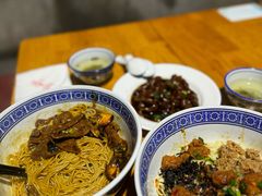 -沪西老弄堂面馆(定西路店)