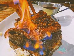 火焰猪蹄-1886德国汽车餐厅(外滩十六铺码头店)