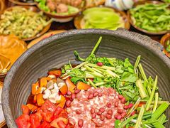 -黔有有贵州酸汤夺夺粉火锅(五味十字店)